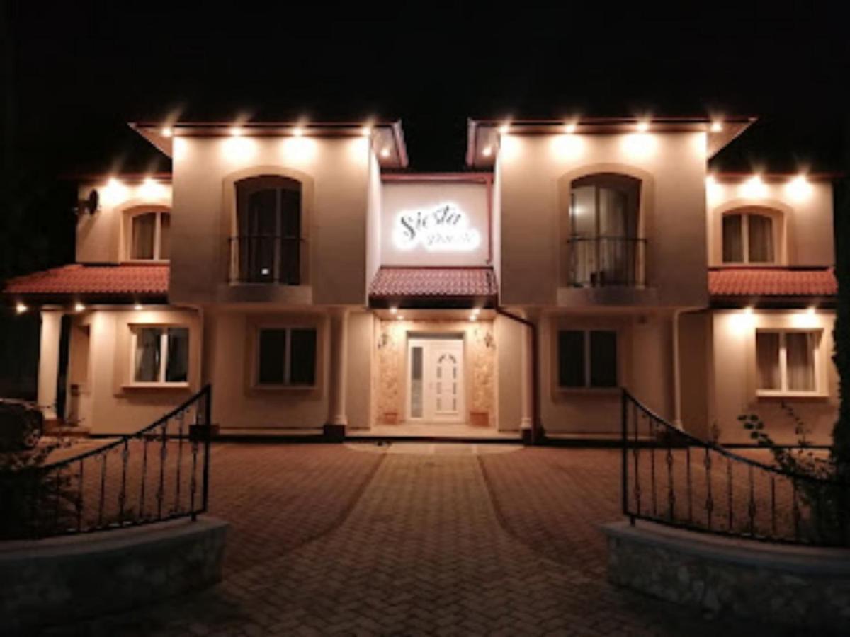 Family SIESTA Sóstó Bed and Breakfast Nyíregyháza Exterior foto